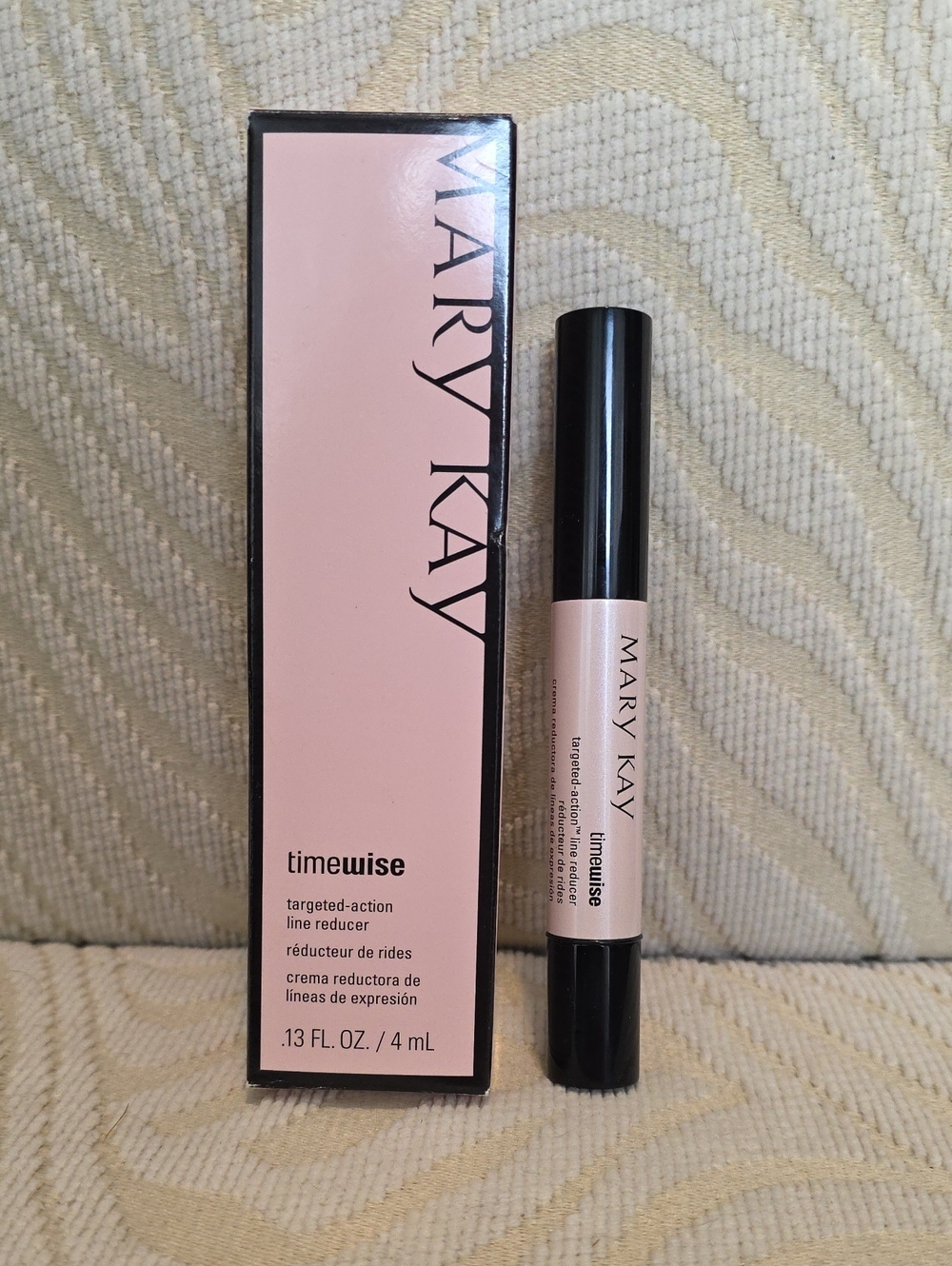 Mary Kay TimeWise Targeted-Action Line Reducer - Brand New